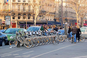 https://www.frankreich-info.de/reisen/paris/fahrrad-paris