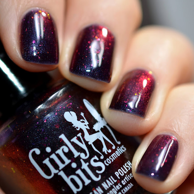 Girly Bits Midnight Sun HHC swatch