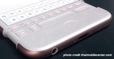 iPhone 7 Has A Physical Keyboard ?