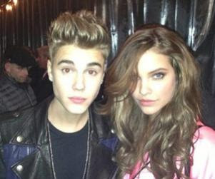 Barbara Palvin puede ser motivo de Justin Bieber y Selena Gomez