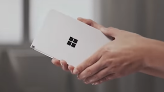 Microsoft Surface Duo.