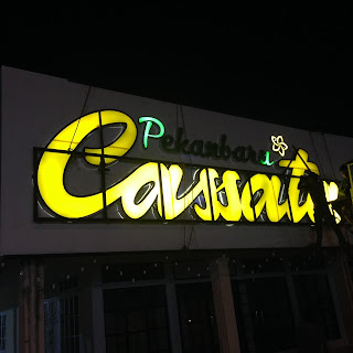 Pekanbaru Cassata Neon Box