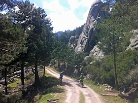 Unas fotos de nuestra ruta por la Hoya de San Blas - Mayo 2013