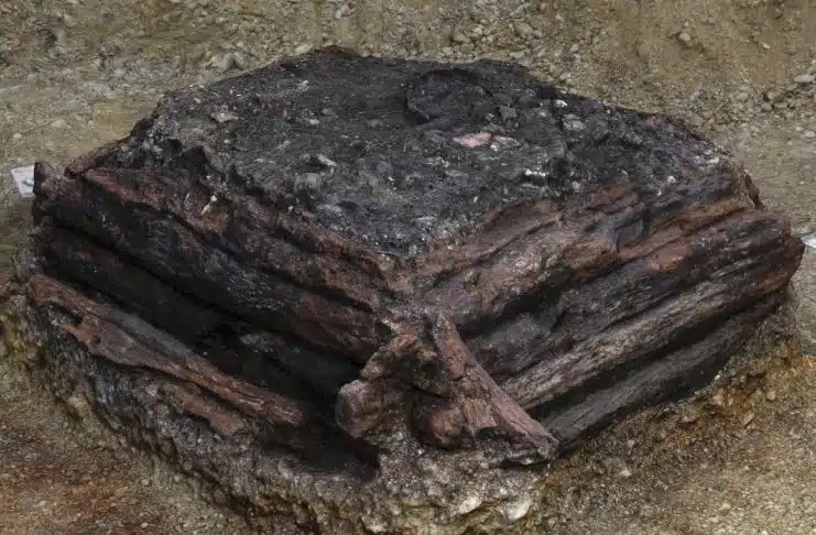 Ένα αρχαίο ξύλινο πηγάδι ευχών ανακαλύφθηκε στην Γερμανία