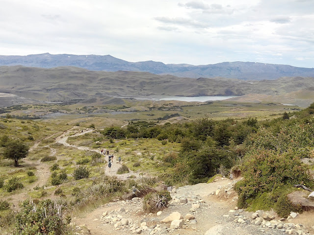 Recorrido hacia las Torres del Paine