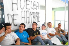 estudiantes en huelga de hambre