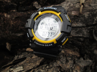 Jam Tangan Outdoor Sunroad FR17A Digital Fishing Barometer