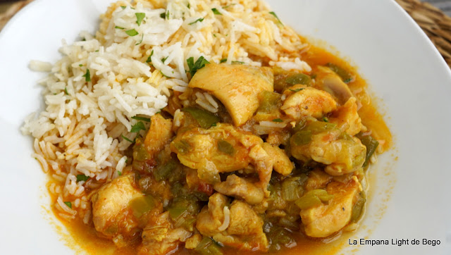 receta-de-pollo-al-curry-con-arroz