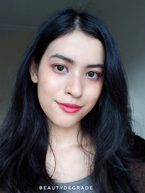 Benedicta Seruni with Indoganic Lip & Cheek Product in Rosy Red by BeautyDegrade
