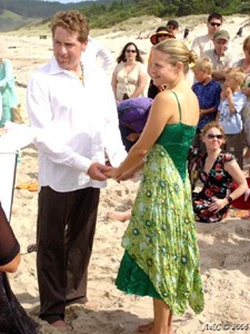 green-wedding-dress-01
