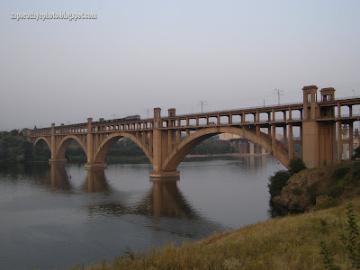 Запорожье, Преображенский мост (с острова Хортица на левый берег). (Фотографии)