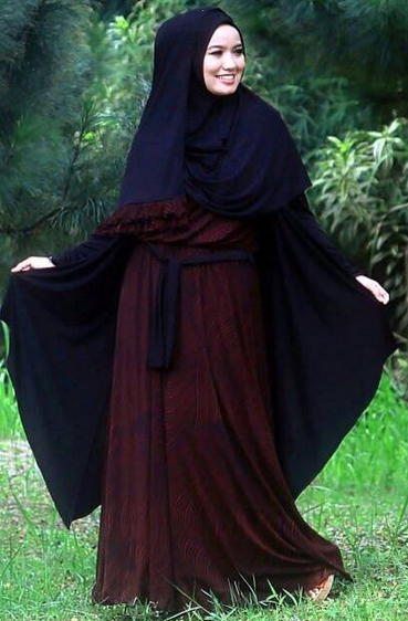 Aneka Model Baju Muslim Trendy untuk Wanita