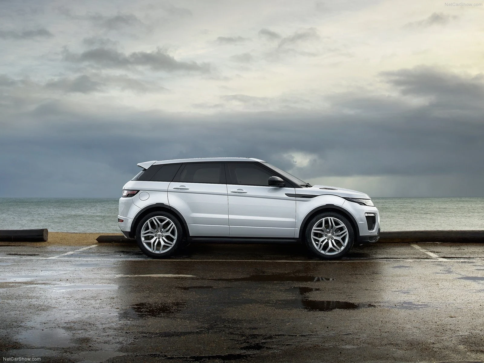 Hình ảnh xe ô tô Land Rover Range Rover Evoque 2016 & nội ngoại thất