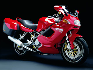 Ducati ST2 Sport Touring Free Wallpapers