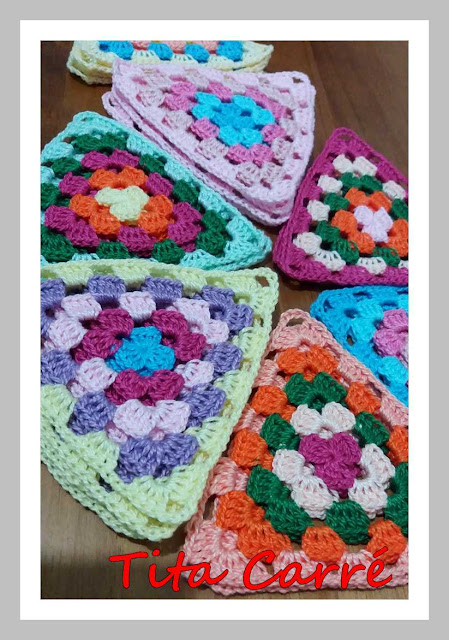 Banderinhas em crochet para uma barraquinha de criança