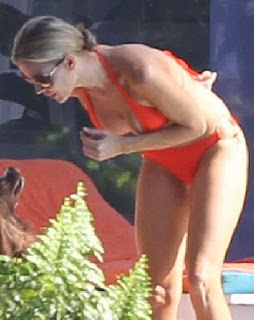 English: Joanna Krupa Orange Bikini Miami