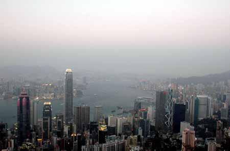 Unhealthy Toxic Air Blankets a City (not in Fiji)