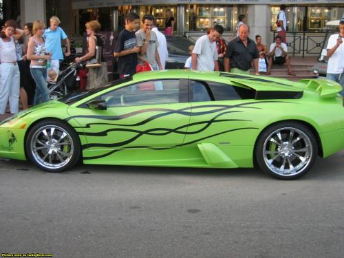 Lamborghini tuning Babei pela Lamborghini com neon 