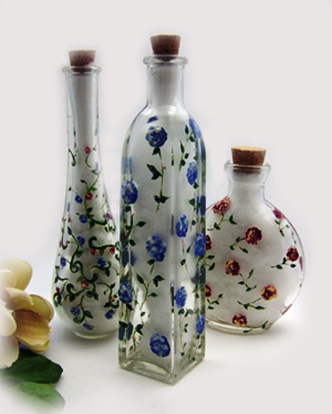 hand painted glass bottle ~ projects art craft ideas