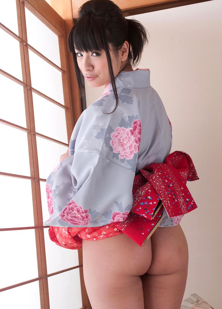 foto bugil artis bokep jepang toket gede,Hana Haruna. wanita jepang dengan payudara montok memeakai kimono pose seksi sembari melucuti pakainya 