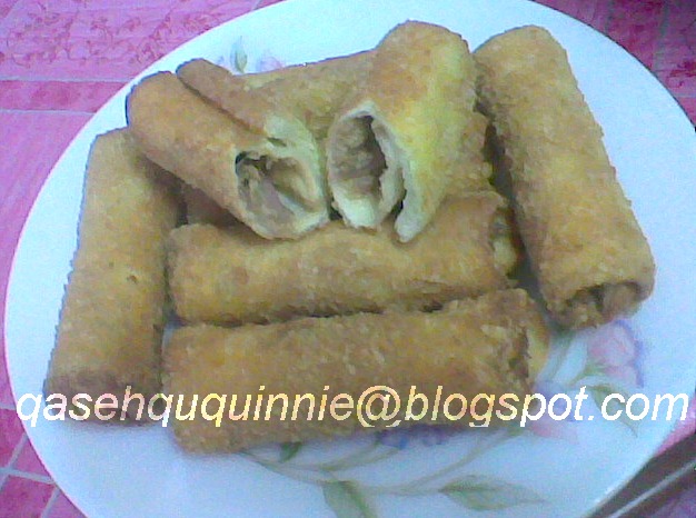 Qasehqu quinnie: Roti sardin gulung