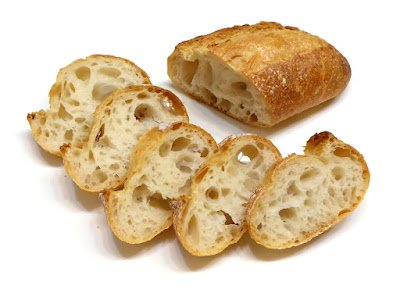 フランス産小麦のバゲット（Baguette Traditionnel） | BOULANGERIE L'écrin（ブーランジェリーレカン）
