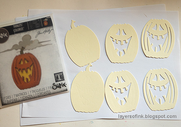 Layers of ink - Pumpkins card glow in the dark tutorial by Anna-Karin Evaldsson. Die cut Tim Holtz Edison Colorize.