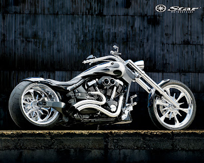 Yamaha Chopper Chrome Bike Wallpaper