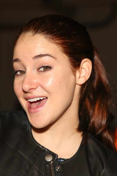  Shailene Woodley Hd Wallpapers