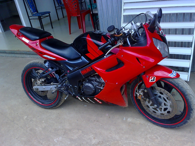 jual motor cbr 150 r sport full modifikasi gress racing act ini motor  title=