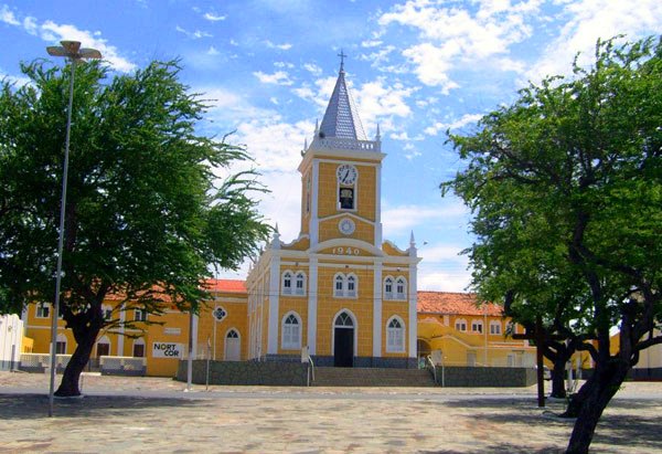 No Piauí, decreto permite funcionamento de locais religiosos com restrições até o dia 21