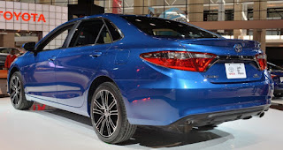 2016 Toyota Camry XLE V6 - Exterior Design