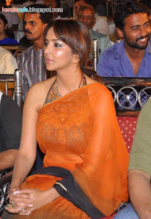 Manchu Lakshmi Hot In Saree Photo