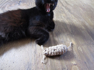 crochet, cats, cat toy, mouse