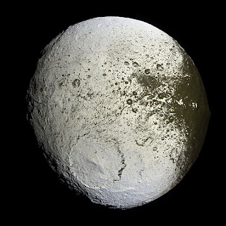 Equatorial ridge , Iapetus