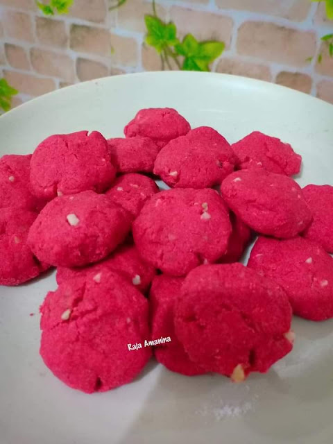 Biskut Red Velvet