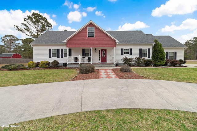 https://homesbykelli.com/areas/jacksonville/