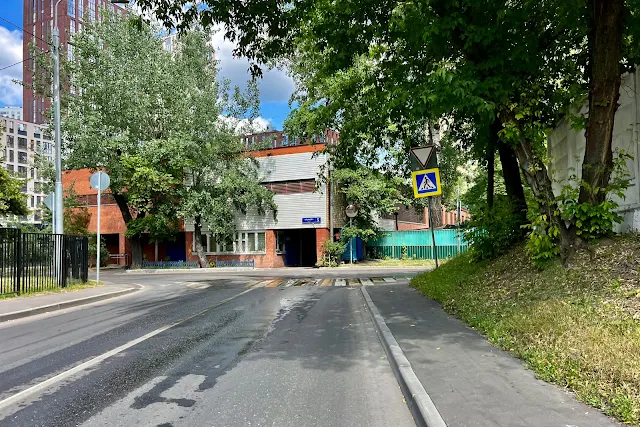 Лермонтовская улица, Алымова улица, гараж