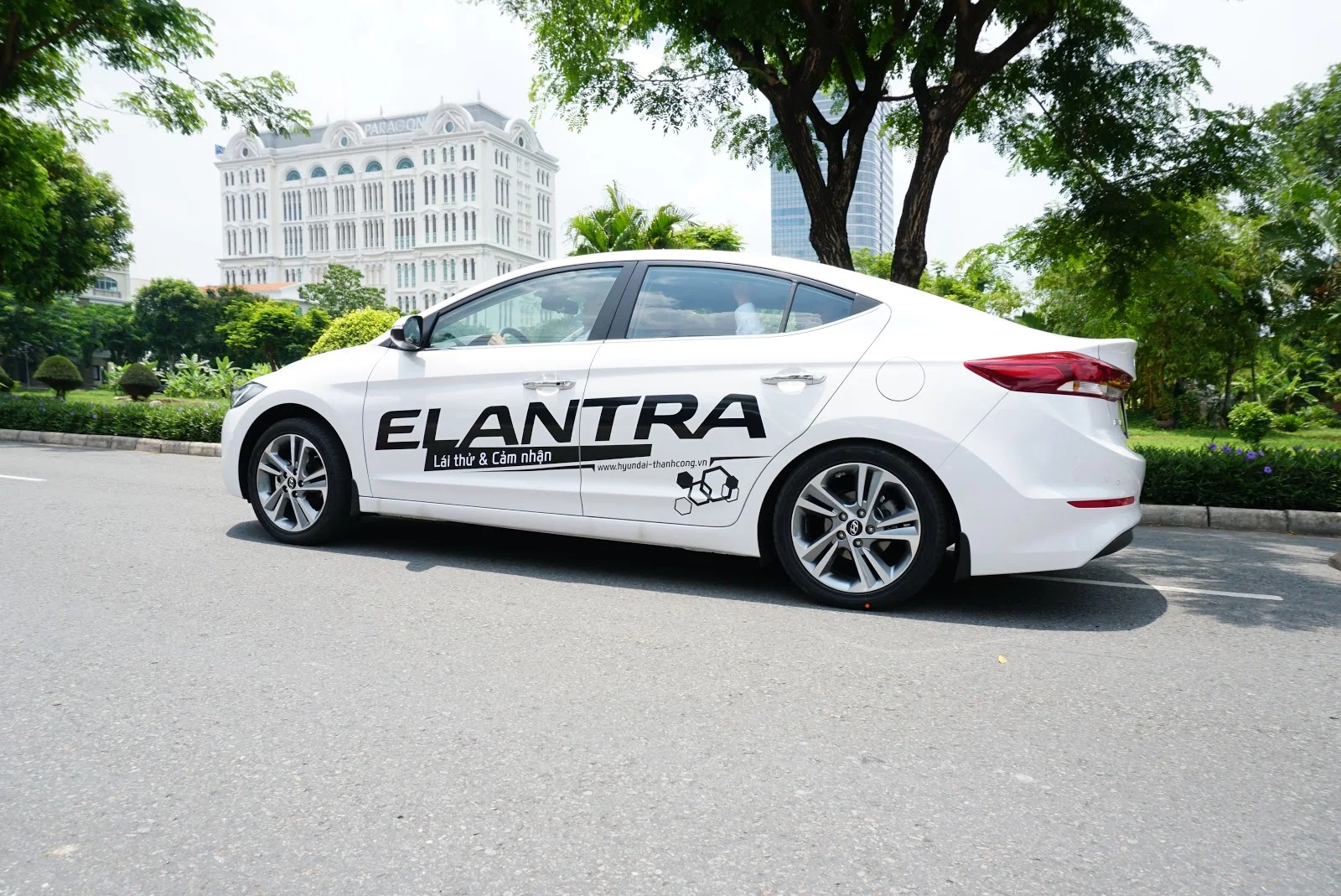 Hyundai Elantra 2016