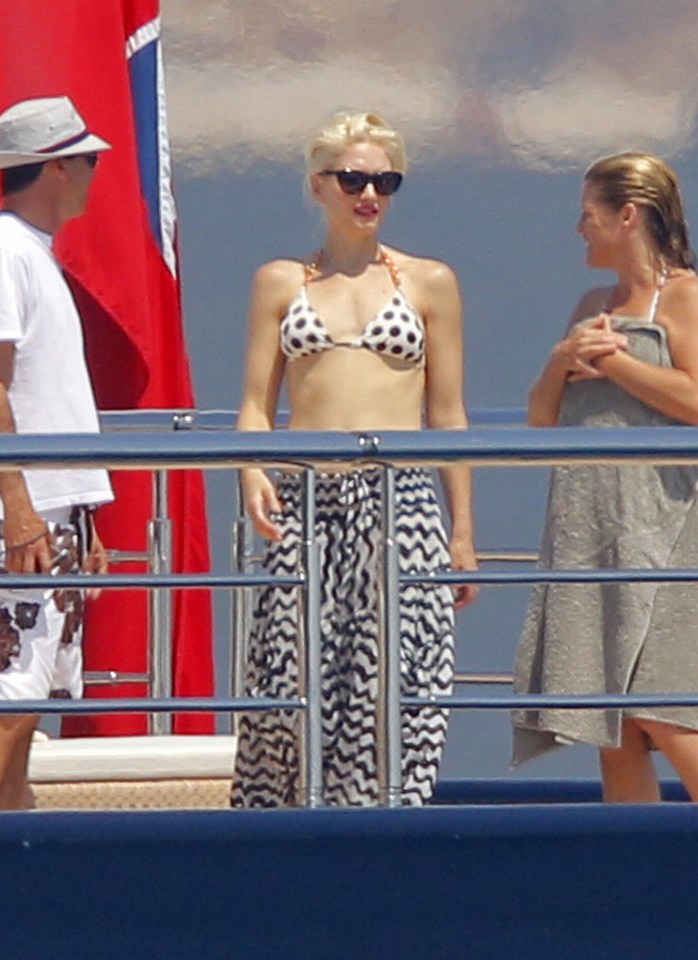 Gwen Stefani bikini