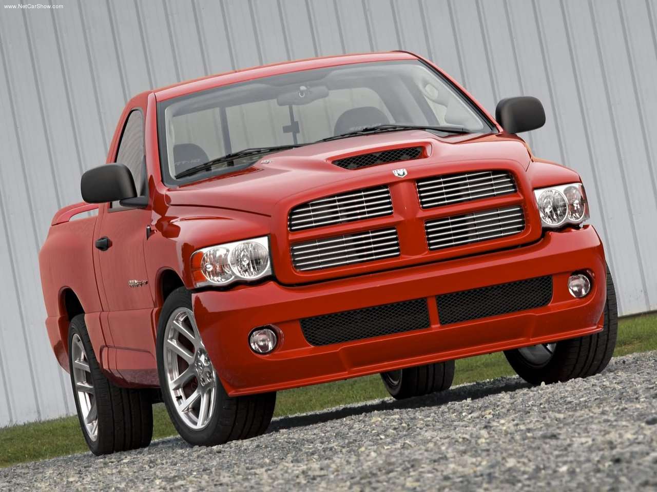 Dodge - Populaire français d'automobiles: 2004 Dodge Ram SRT10