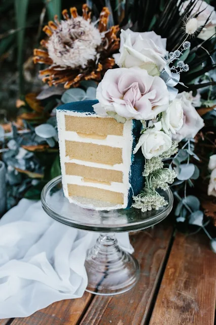 COASTAL CLIFFHANGER BEACH WEDDING INSPIRATION NORTHERN NSW FLORALS