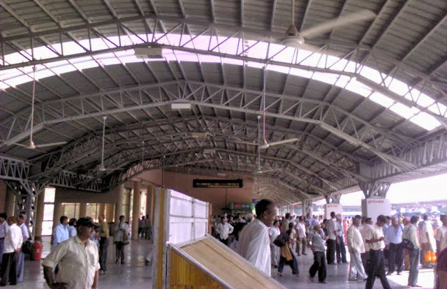 Railway Station in Delhi Cantt