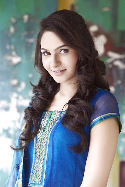 Andrea Jeremiah Cute stills