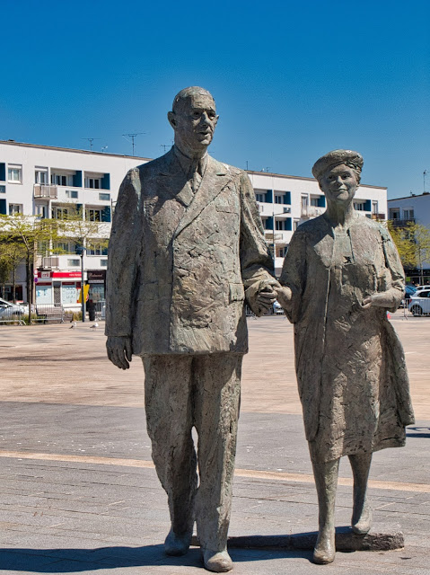jiemve, Calais, statue, Général de Gaulle, Yvonne Vendroux