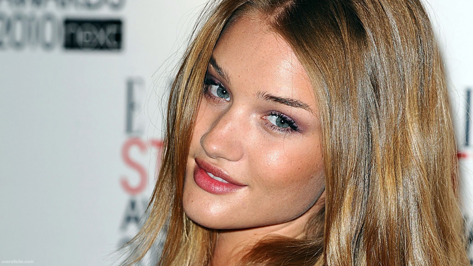 rosie huntington whiteley sensual face