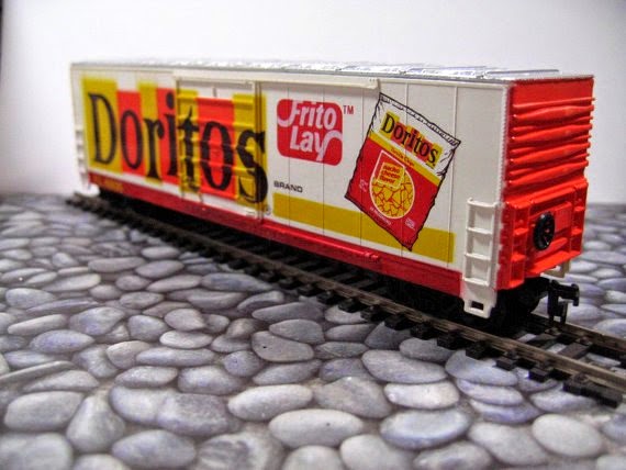 https://www.etsy.com/listing/112180075/doritos-chips-advertising-train-50-foot?ref=favs_view_1