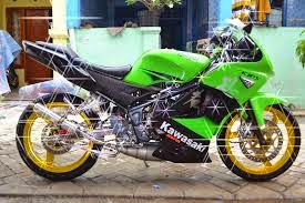 Modifikasi Motor Ninja RR Terbaru 2015 | www.otomotiif.blogspot.com