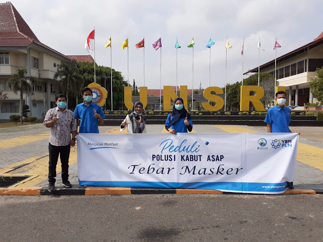 Peduli Karhutla  PLN OI dan LSM NMP Kerjasama Bagikan Masker