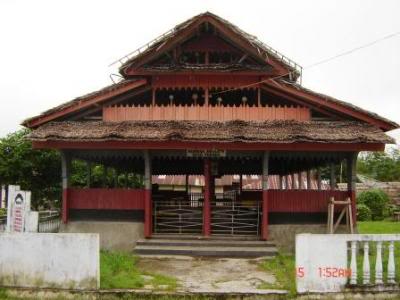 Mengenal Rumah  Adat Baileo dari Maluku TradisiKita